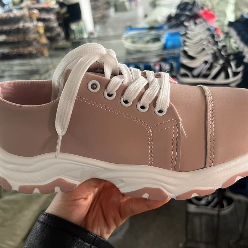 Moteriški nauji drobiniai sportbačiai Moteriški madingi vulkanizuoti batai Aukštos kokybės laisvalaikio avalynė Moteriška vaikščiojimo platforma, plius 43 dydis