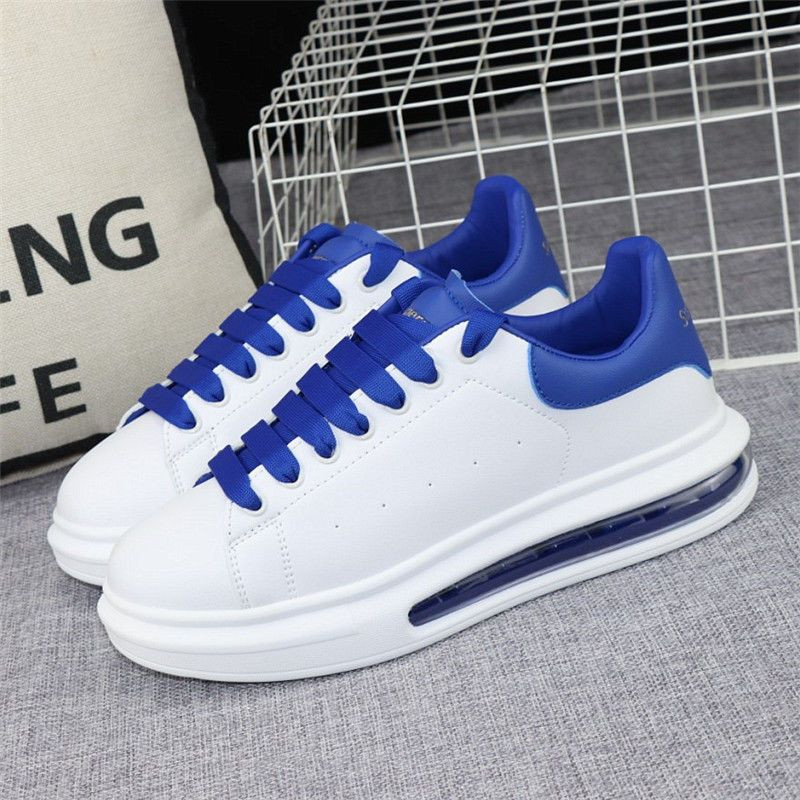 Mood klassikalised väikesed valged kingad meeste vabaajajalatsid paarispordi tennised naistele kõik sobivad õhkpadi väikesed valged kingad