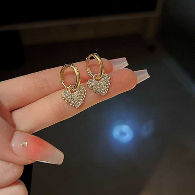 Paprasto dizaino sidabro spalvos tuščiaviduriai širdies lanko auskarai moterims Naujo prekės ženklo mados auskarų vėrimas senovinis auskaras, dovana