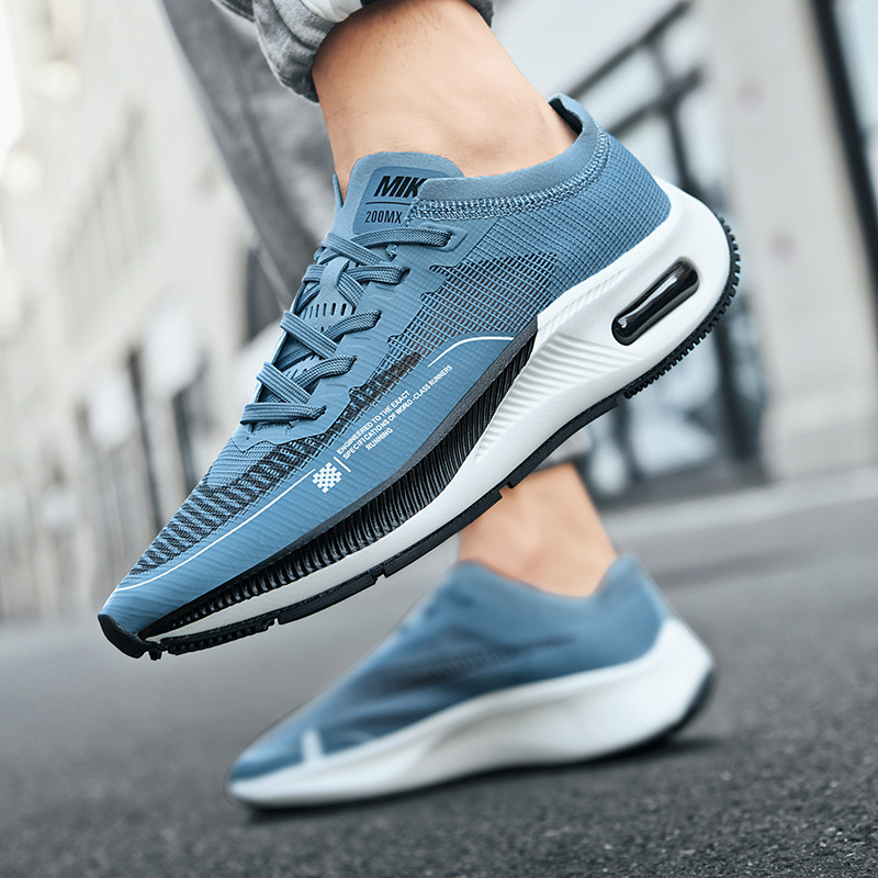 Juhuslikud hingavad kerged käimistennise Unisex spordijalatsid Meeste välijooksujalatsid Original Choice naiste tossud