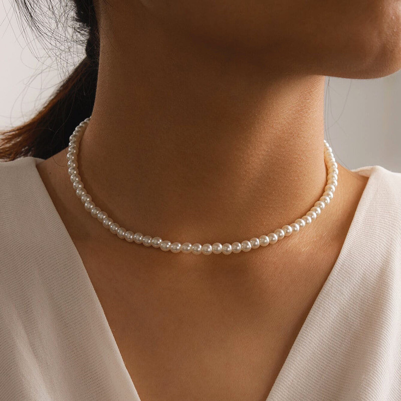 Trend 4 6 8 10mm White Pearl Chokers karoliai raktikaulio grandinė moterims Klasikinė elegantiška vestuvių kaklo papuošalai Meilės pakabuko dovana