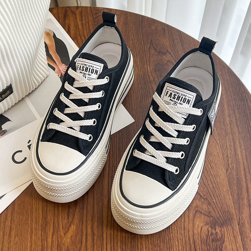 Uued naiste mustvalge platvormiga lõuendist jalanõud tossud, nööriga, mugavad jalatsid Mood välistingimustes mitmekülgsed spordijalatsid Vulcanize jalanõud