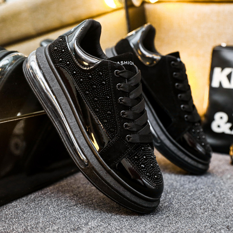 Meeste õhkpadjaga säravad tossud Meeste jooksmismood vabaajajalatsid Kuldsed meeste kingad Mugavad spordijalatsid Zapatillas Hombre