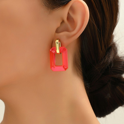 Vintage geometrijske metalik boje, akrilne Y2K naušnice s nitnama za žene Frost Spray Leather Earnail Style serʹgi ženskie