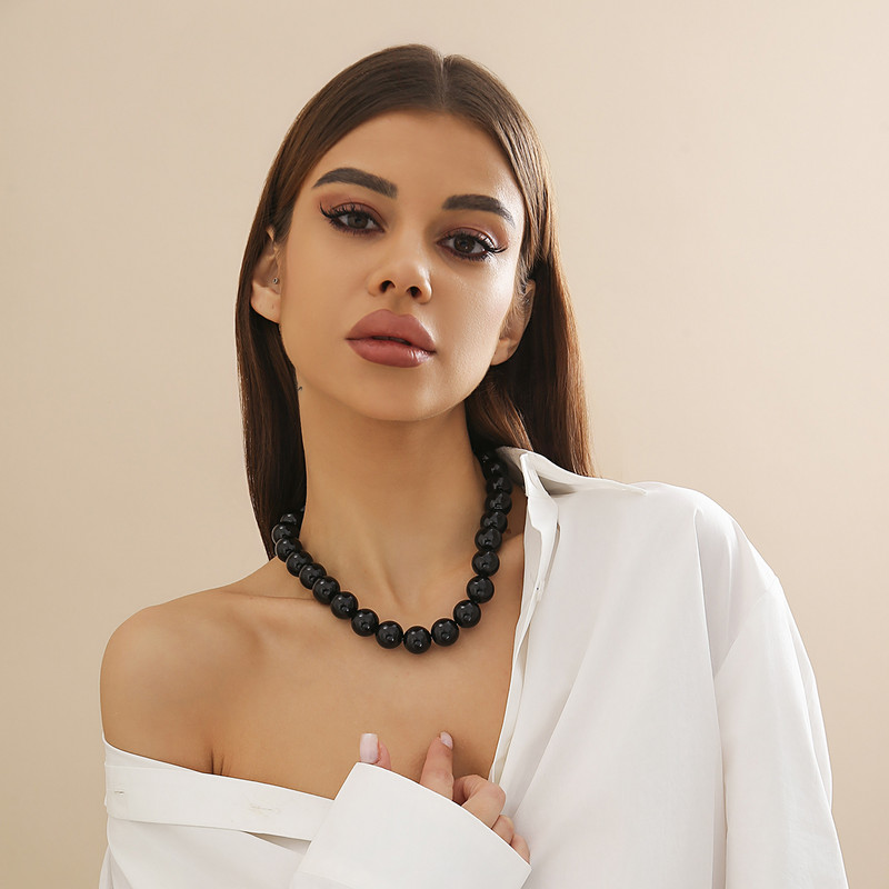IngeSight.Z Liialdatud suur mustast akrüülist helmestega kaelakee naistele Meestele Retro Minimalistlik helmestega lühike kaelakee Hip Hop