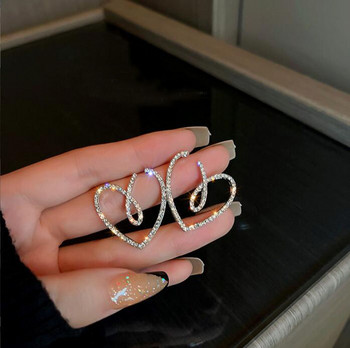 Εξαιρετικά καρφωτά σκουλαρίκια σε σχήμα καρδιάς για γυναίκες που γυαλίζουν CZ Zircon Hollow Out Σχέδιο Μεγάλο Σκουλαρίκι γάμου Κοσμήματα ιδιοσυγκρασίας για κορίτσι