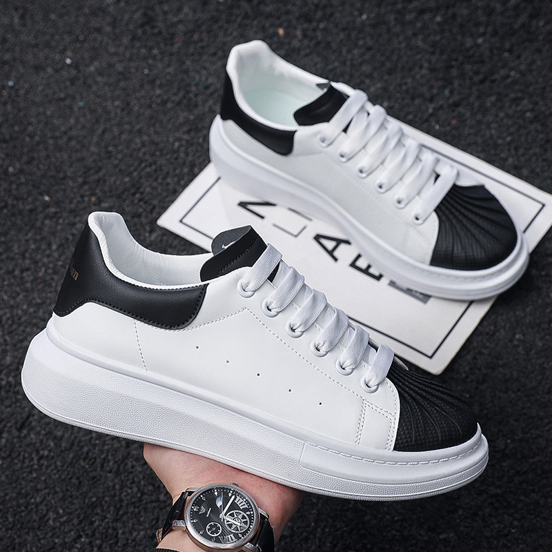 2023. gada vasarā elpojošas vīriešu sieta kedas Ērtas plakanas vulkanizētas kurpes Vīriešu vieglas šņorējamas skriešanas apavi vīriešiem Zapatillas Hombre