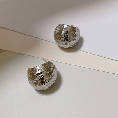 Ακανόνιστα πλισέ σκουλαρίκια λάβα για γυναίκες Ρετρό γαλλικά σκουλαρίκια Σχεδιασμός απλή ιδιοσυγκρασία Δώρο κοσμήματα Senior Fashion