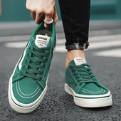 Tavaszi nyár divat Férfi vászoncipők Lapos, légáteresztő deszkacipők Férfi csúszásmentes Vulkanizált cipők Alkalmi férfi cipők