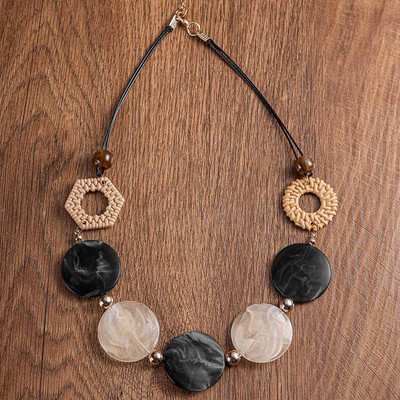 Vintage akrilni dodaci Ručno izrađeni privjesci Ogrlice Izrazita geometrijska retro ogrlica za žene Dnevni modni nakit