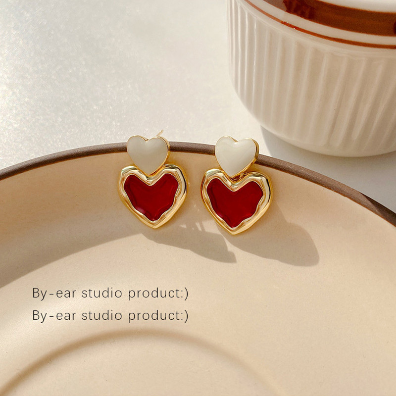 Trendikad magusad Burgundia emailist südamekõrvarõngad naistele Tüdrukutele kullavärvi metallist armastussüda rippuvad rippuvad kõrvarõngad vintage ehted