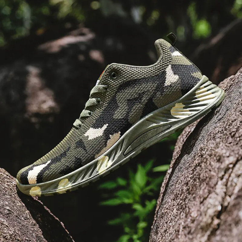 Meeste kamuflaažiga vabaaja tossud kerged mugavad paeltega ümmarguse peaga hingavad mugavad libisemiskindlad spordijalatsid