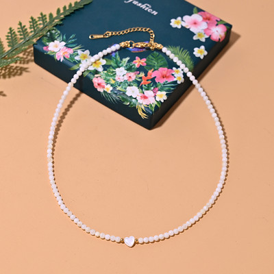 Mother of Pearl Beads Heart Choker Modes Krāsota Natural Shell Kaklarota Sievietēm Nerūsējošā tērauda Apkakles Sieviete MOON GIRL Design