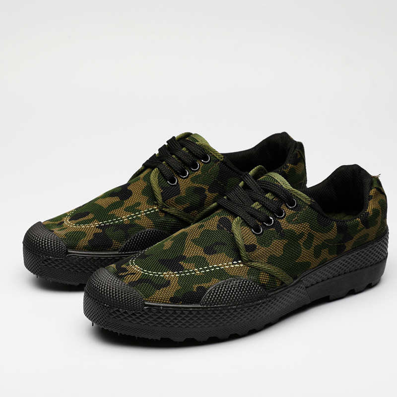 Hingavad sõjaväelised libisemiskindlad kamuflaažitreeningud töökindlustuse kingamees Üliõpilaste sõjaväe treeningjalatsid Kingad