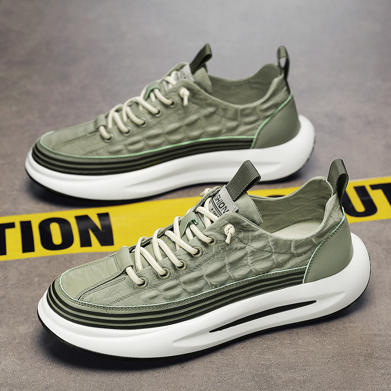 Tursked tossud Meeste Pehme tallaga jooksujalatsid Mood vabaaja nahkkangas hingav kõrgus Suurendatud lameda platvormiga lauajalatsid