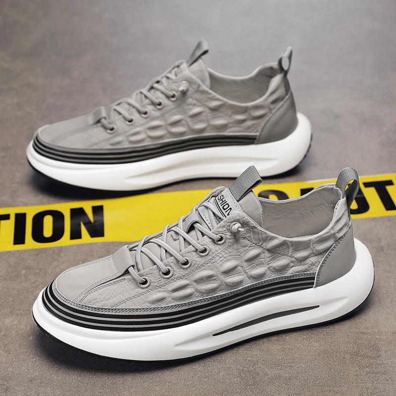 Tursked tossud Meeste Pehme tallaga jooksujalatsid Mood vabaaja nahkkangas hingav kõrgus Suurendatud lameda platvormiga lauajalatsid