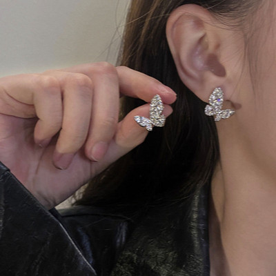 Y2K Gothic Rhinestone Cross Auskari Kpop Circon Cross Drop Auskari sievietēm Grunge Egirl Auskari Juvelierizstrādājumi Aksesuāri