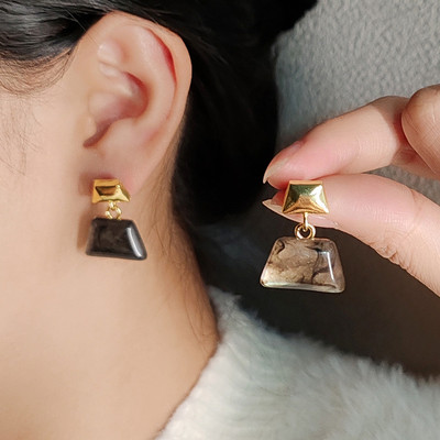 Uued asümmeetrilised vintage punakaspruuni kristallist geomeetrilised kõrvarõngad naistele Mood Korea temperament metallist kõrvarõngad naistele Ehted