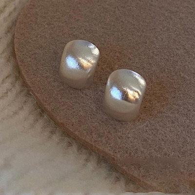 Lihtsad hernekujulised vasesulamist kullavärvi kõrvarõngad naistele 2023 Korea moeehted Gooti peo tüdrukute ebatavaline aksessuaar