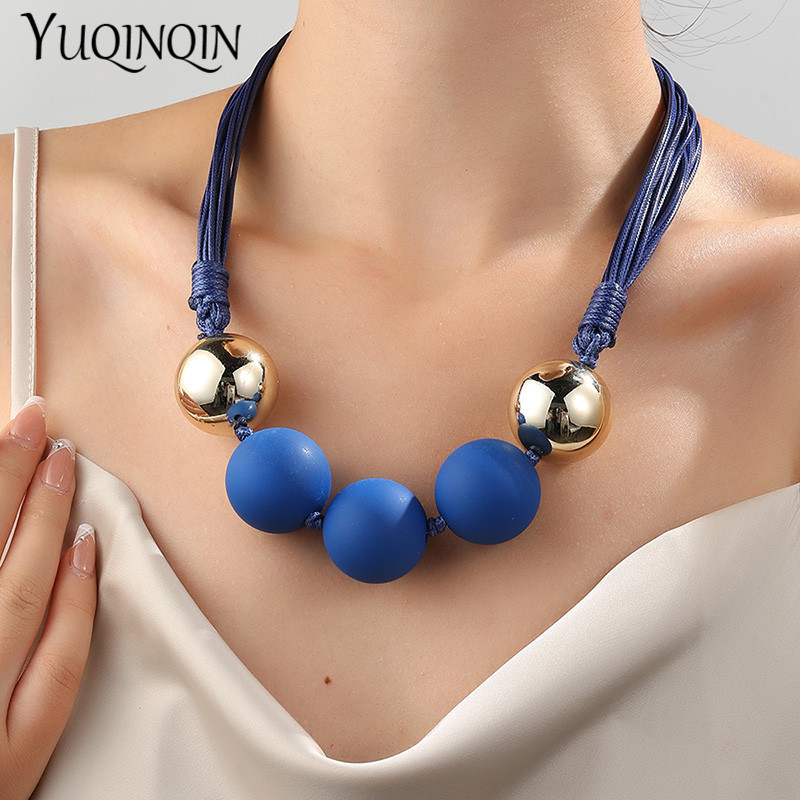 Jauna korejiešu daudzslāņu virvju fāzēm ķēdes kaklarota sievietēm Krāsainas apaļas lielas krelles kuloni kaklarotas meitenēm kaklarotas rotaslietas