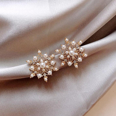 Korejske višebojne sjajne kristalne geometrijske ženske naušnice skupljene slatke ljupke srčane fine modne padajuće naušnice nakit