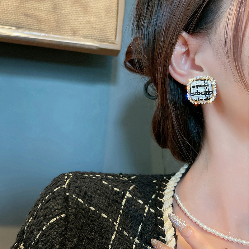 Korejske višebojne sjajne kristalne geometrijske ženske naušnice skupljene slatke ljupke srčane fine modne padajuće naušnice nakit