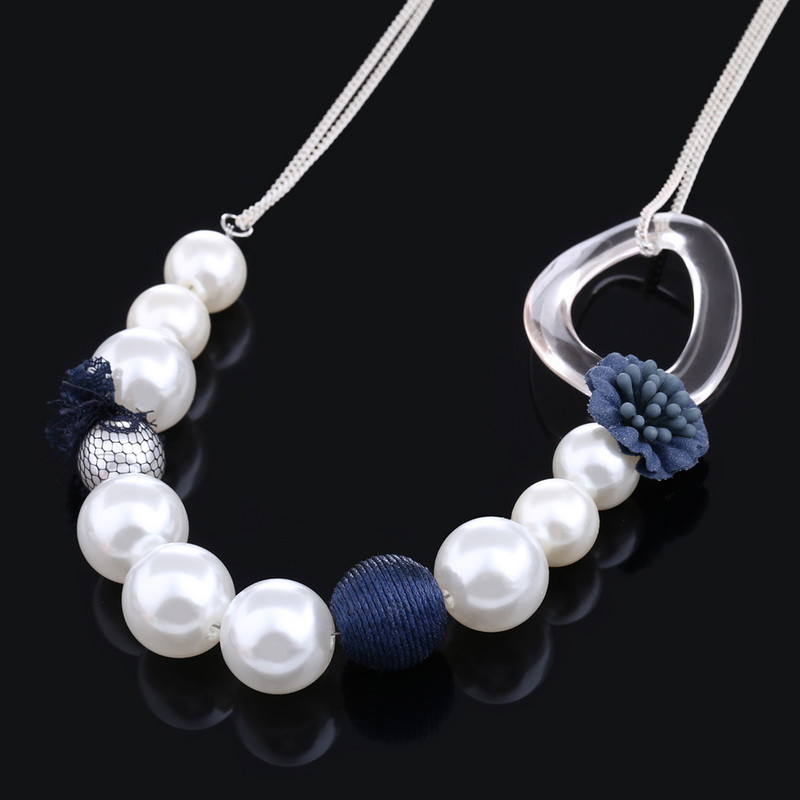 Klasične vintage biserne ogrlice, privjesci za žene, bijeli lanac, simpatična cvjetna ogrlica s modnim nakitom novog dizajna