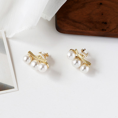 Korea disainiga elegantne simuleeritud pärliga suur ümmargune klamber kõrvarõngastele, augustamata barokkpärliga kõrvaklambrid naistele, ehete hulgimüük