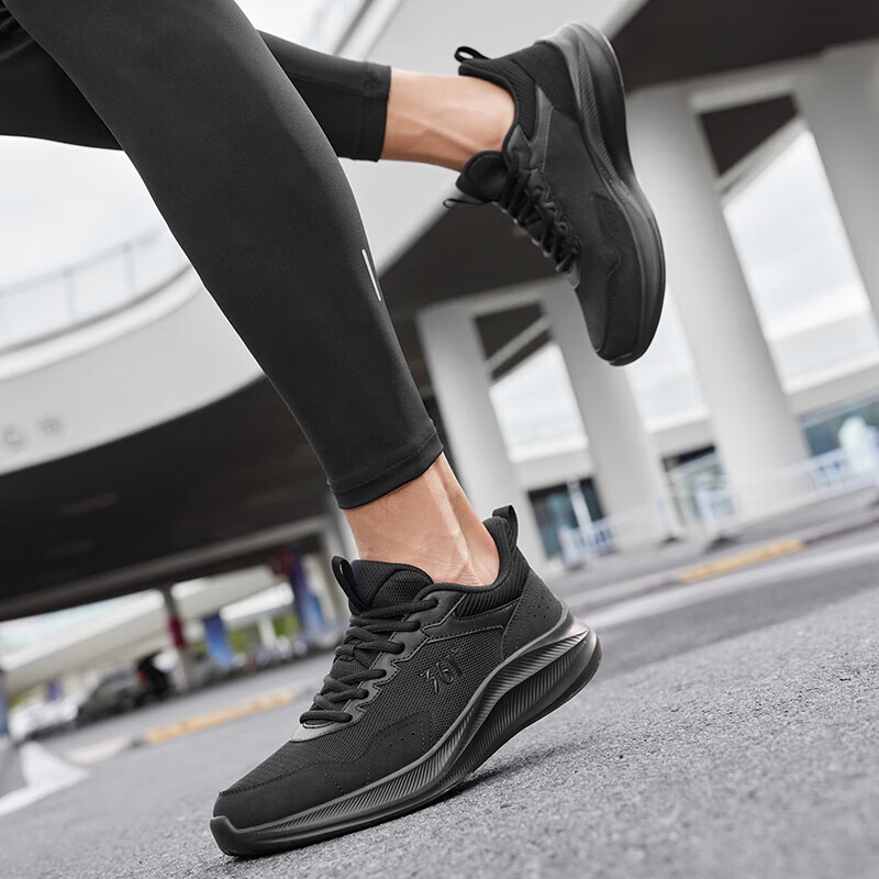 361Degressi meeste suvised hingavad spordijalatsid Retro vabaaja kulumiskindlad moodsad jooksvad snakers meestele 672412249