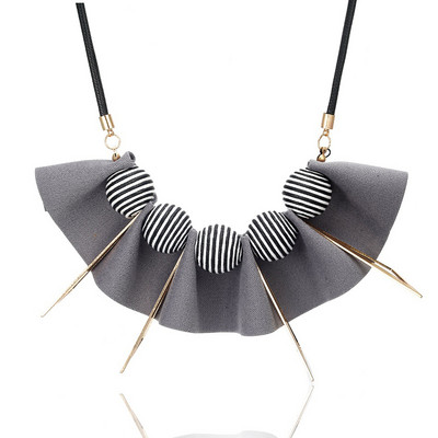 Vintage Fabric Art Statement nyaklánc női kötéllánc golyós medálok nagy nyakláncok kézzel készített etnikai divatékszerek