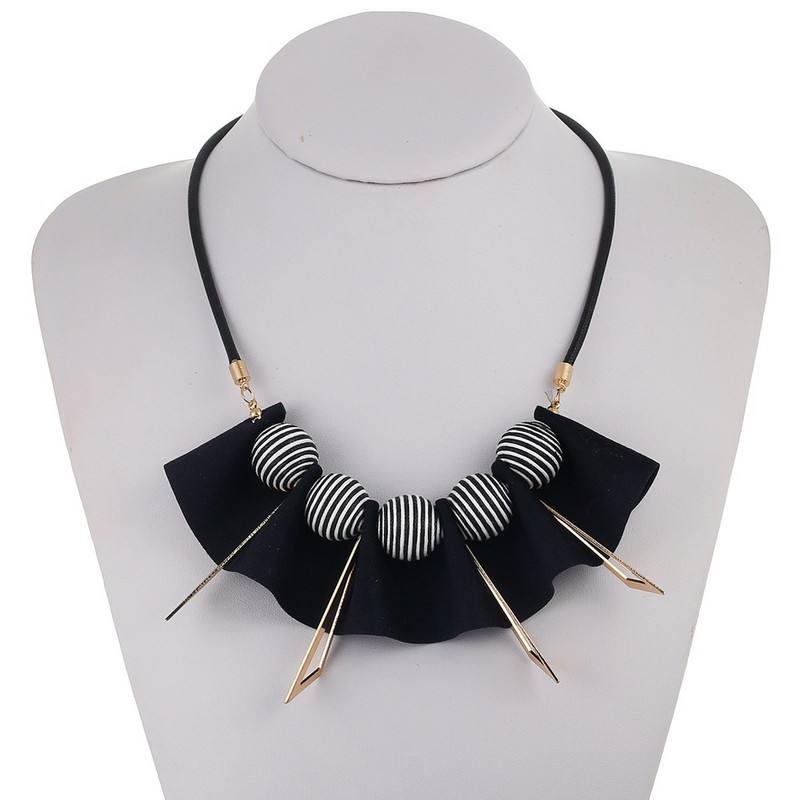 Vintage Fabric Art Statement nyaklánc női kötéllánc golyós medálok nagy nyakláncok kézzel készített etnikai divatékszerek