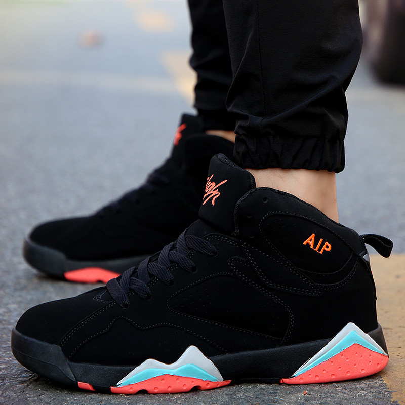 Kiváló minőségű tavaszi férfi kosárlabdacipő divatos színek csúszásmentes cipők légáteresztő kopásálló kosárlabda vulkanizált cipők