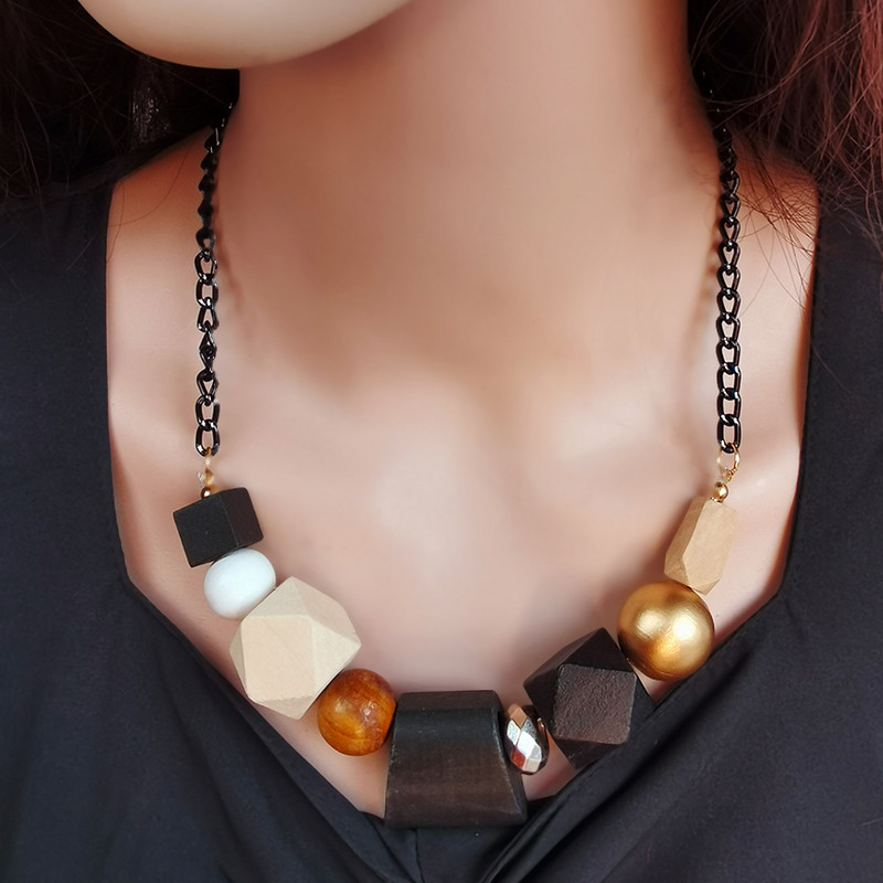 Vintage etniski ģeometriski mežains raksts ar krūšu kaklarotu sievietēm koka krelles kuloni kaklarotas sieviešu ballīšu apkakles modes rotaslietas