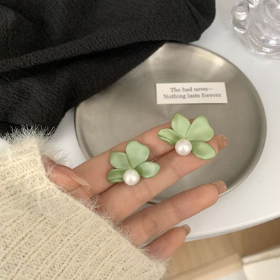 Jauki margrietiņu ziedu auskari sievietēm sarkanā baltā krāsā mīļotā asimetriskā auskaru ballīte kāzu rotaslietas dāvanas