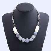 Sieviešu akrila krelles vintage kaklarotas paziņojums koka fāzēm ķēdes kaklarotas kuloni