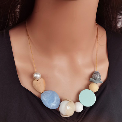 Korea vintage akrüülhelmed Lilled rinnatükk Kaelakeed Ripatsid Naiste süda Puidust helmestega kaelakee Tüdrukute riided Esteetilised ehted