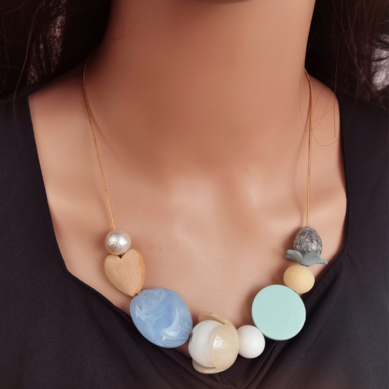 Korea vintage akrüülhelmed Lilled rinnatükk Kaelakeed Ripatsid Naiste süda Puidust helmestega kaelakee Tüdrukute riided Esteetilised ehted