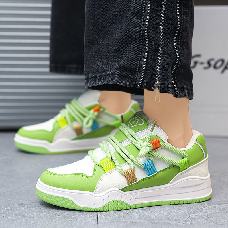 2023. aasta uued rohelised vabaaja tossud meeste disainjalatsid Nahast rulakingad Meeste hingavad platvormiga Tossud korvid hommes