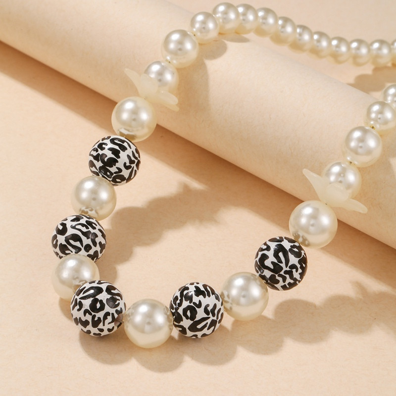 Klasiska korejiešu eleganta sieviešu pērļu kaklarota koka leoparda pleds krelles kaklarota vairumtirdzniecība kakla rotaslietas aksesuāri dāvanas