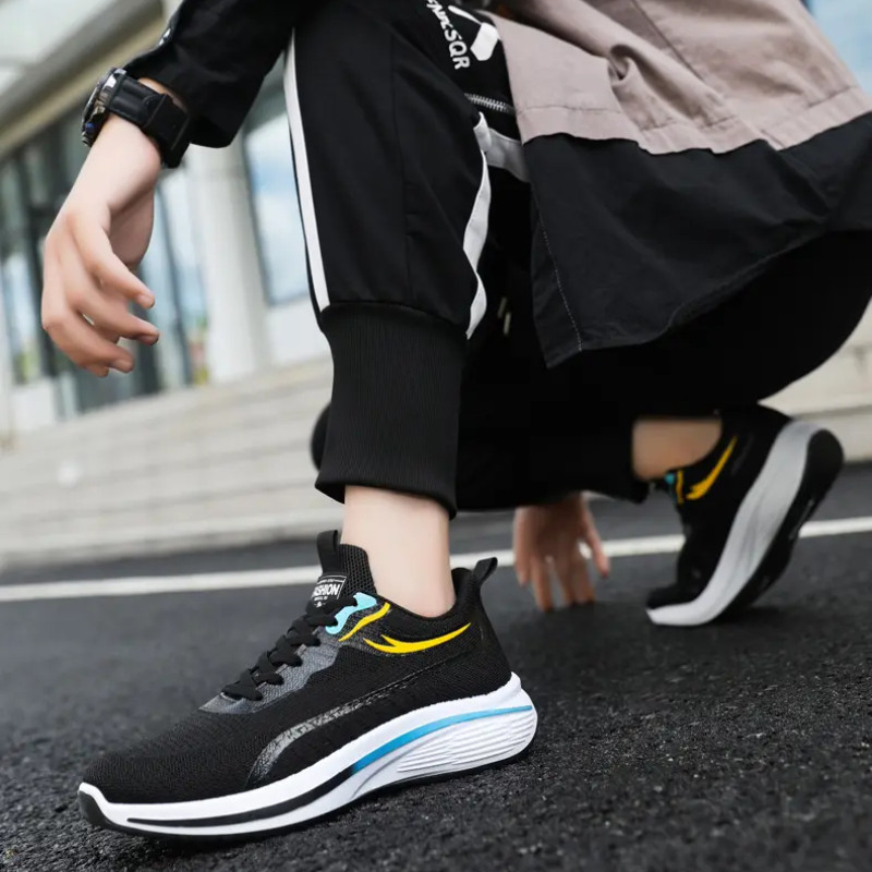 Meeste hingavad jooksujalatsid Võrgust nööriga ümmarguse varbaga kerged jalatsid Uued mugavad paksu tallaga libisemiskindlad tossud