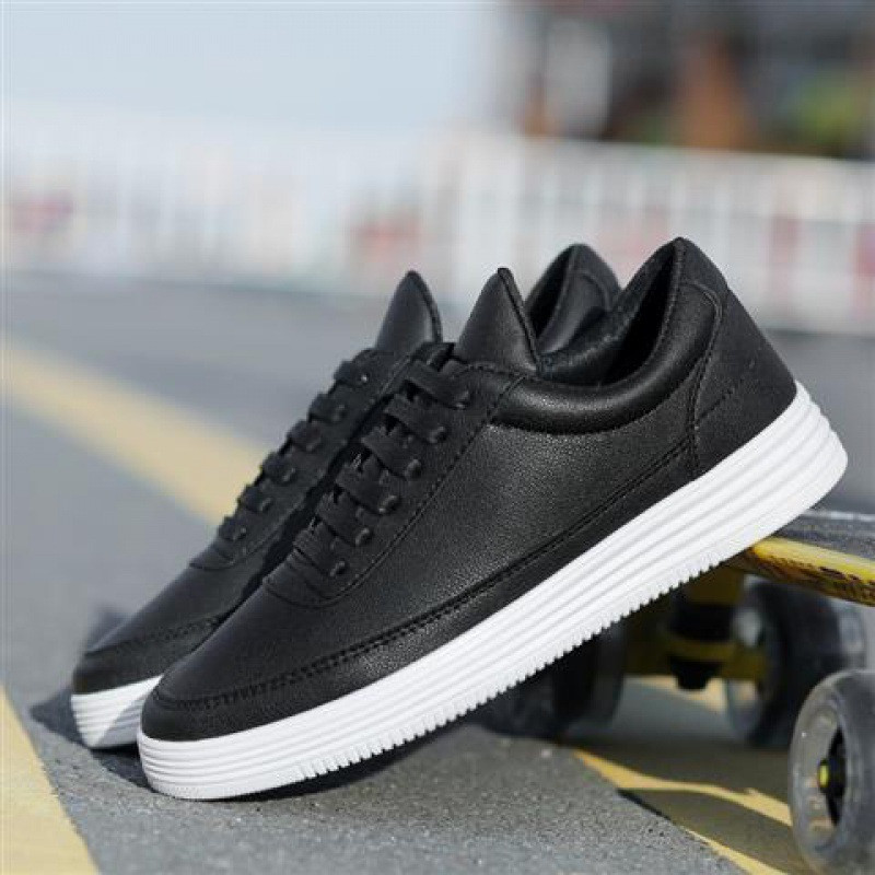 Meeste kingad, spordijalatsid, 2024, uued kevad/suvised valged moodsad meeste lauajalatsid, mugavad ja kulumiskindlad kingad