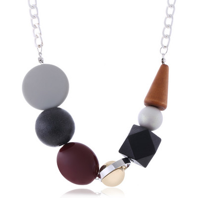 Zaļa koka krelles kulonu kaklarota sievietēm Vintage ģeometriskas krelles paziņojuma kaklarotas Retro roku darbs modes rotaslietas