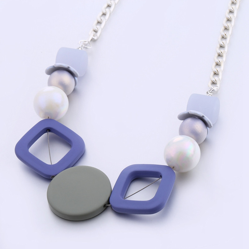 Akrüülist geomeetrilised kommivärvi kaelakeed ja ripatsid naistele Vintage helmestega kaelakee uue disainiga moeehted