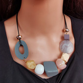 Vintage Ξύλινο Γυναικείο κολιέ με σαλιάρα μόδας Ακρυλικές χάντρες λουλουδιών μενταγιόν κολιέ Γυναικεία γούρια γιακά κοσμήματα