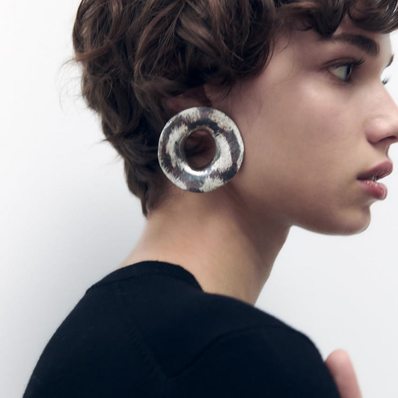 Senoviniai perdėto aukso spalvos dideli apskriti auskarai moterims Kūrybiško dizaino lydinio netaisyklingi geometriniai apvalūs auskarai papuošalai