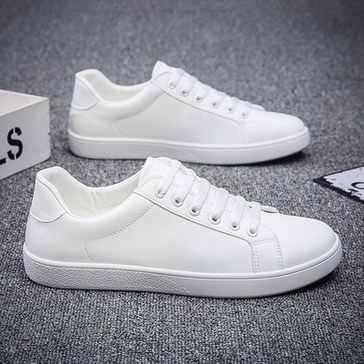 Meeste valged tossud kevadmoodne korea stiilis ümmargune paeltega vaba vabaaja lamedad jalatsid õues käimiseks2024 Zapatillas De Deporte