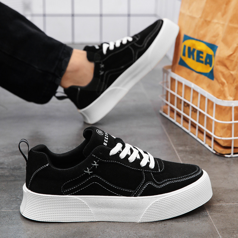 Uued meeste tossud Trendikas vabaaja mugavad ja mitmekülgsed vabaajajalatsid libisemiskindlad ja kulumiskindlad meeste kingad noortele