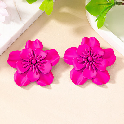 Korea magusad lillelised kõrvarõngad tüdrukutele Moeehted Naiste temperament Mitmevärvilised emailiga kroonlehed kõrvarõngad hulgimüük