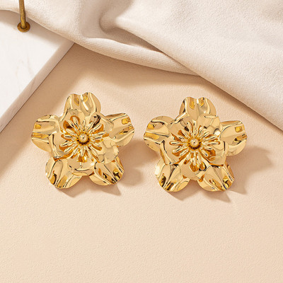 Korea magusad lillelised kõrvarõngad tüdrukutele Moeehted Naiste temperament Mitmevärvilised emailiga kroonlehed kõrvarõngad hulgimüük