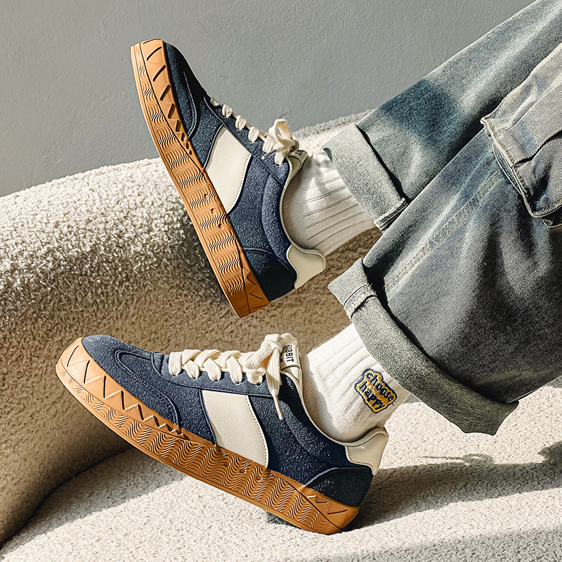 Moebränd beež meeste platvormkingad Mugavad libisemiskindlad vulkaniseeritud kingad Meeste pitsilised seemisnahast tossud meestele